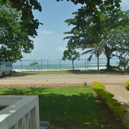 Rest House Matara Hotel Ngoại thất bức ảnh