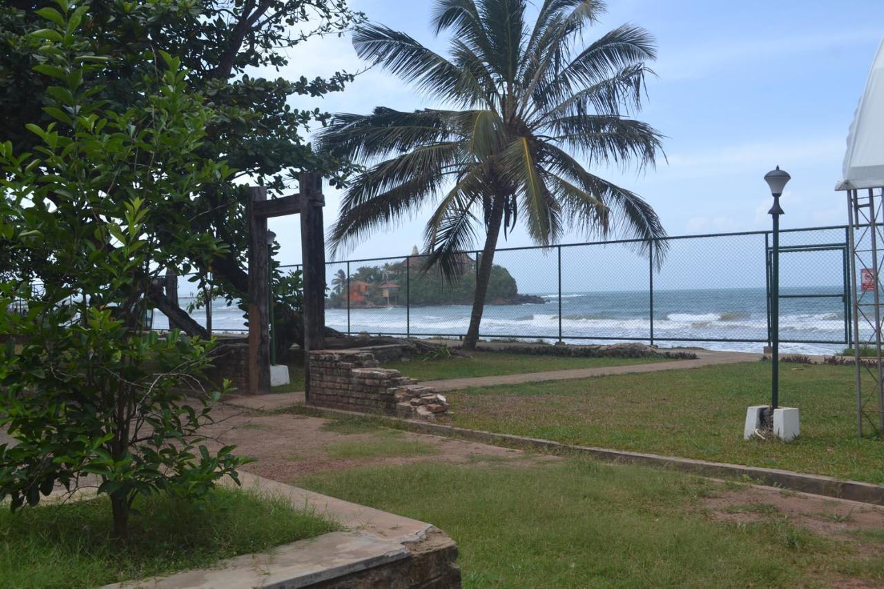 Rest House Matara Hotel Ngoại thất bức ảnh