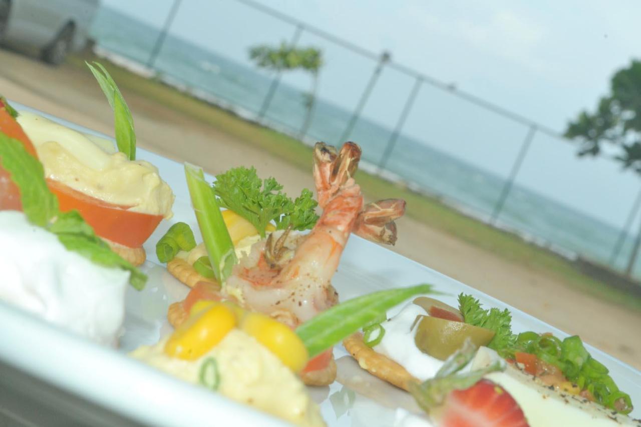 Rest House Matara Hotel Ngoại thất bức ảnh
